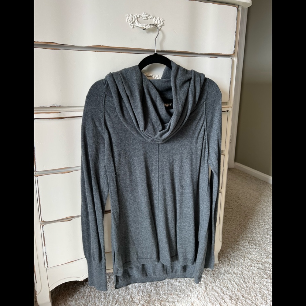 Women’s gray cowl neck sweater
